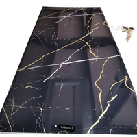 Panneau mural en PVC MARMOL avec surface texturée