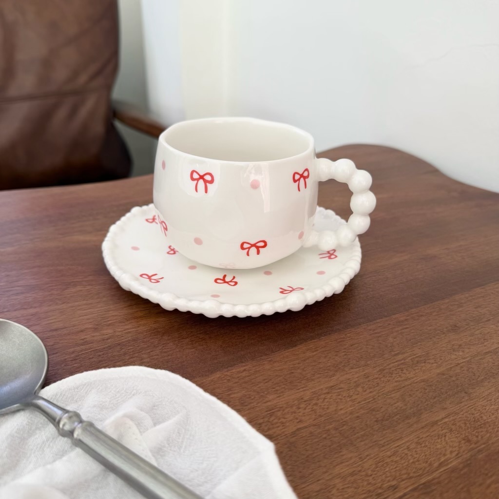 Tasse et soucoupe 320ml avec nœud rouge