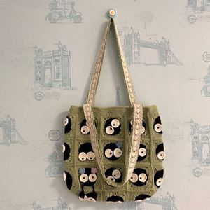 Bolso de Ganchillo 100% Hecho a Mano con Cara Divertida, Accesorio Creativo y Dulce para Mujer, Bolso de Abuela Tejido, Accesorio de Moda - Product Image 2