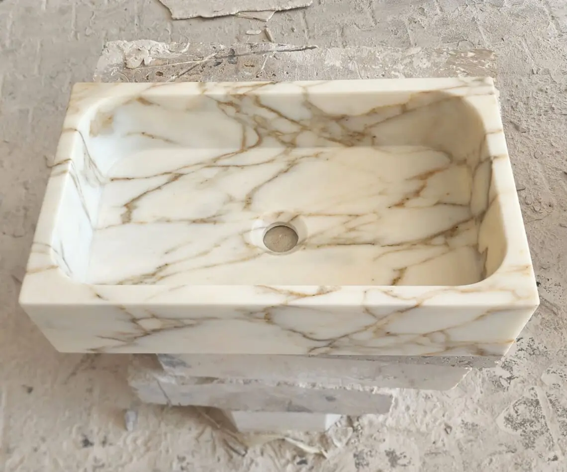 Bathroom and kitchen Italian calacatta gold white marble slab basin