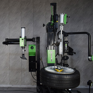 Boscar Macchina Equilibratrice Ruote 28 Pollici per Officina Cambio Pneumatici con Braccio di Supporto a Tre Posizioni - Product Image 4