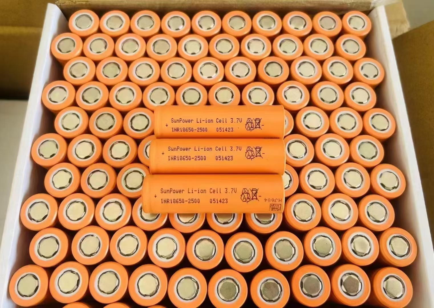 Sunpower 18650 3.6V 2500mAh Lithium Battery Cell for Tools, Weeper