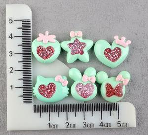 Conejito cabeza de fresa amor corazón espalda plana decoraciones caja del teléfono basura encantos accesorios para el cabello artesanías Diy - Product Image 2