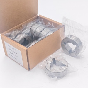 Rodillo <span class=keywords><strong>de</strong></span> Accionamiento con Ranura en V 189285 <span class=keywords><strong>de</strong></span> 0.9-1.2 mm Compatible con Alimentador <span class=keywords><strong>de</strong></span> Alambre <span class=keywords><strong>Millermatic</strong></span> 211 <span class=keywords><strong>252</strong></span> 350P - Product Image 3