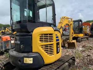 Excavatrice KOMATSU PC35MR d'occasion, 3,5 tonnes, mini-machine multifonctionnelle, excavatrice KOMATSU PC35 d'occasion à prix avantageux - Product Image 3