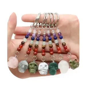 Kristallen Genezende Edelsteen Accessoires Natur Kleurrijke 7 Chakra Gemengde Kwarts Kristallen Schedels Sleutelhangers Voor Cadeau