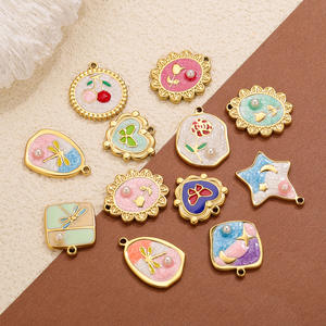 Liontin perhiasan halus baja tahan karat warna-warni jimat ukiran antik capung bunga buatan tangan DIY jimat kalung - Product Image 3