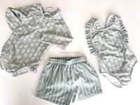 Vente en gros tissu polyester recyclé vêtements de plage personnalisés maillot de bain une pièce imprimé floral UV tropical pour bébé fille