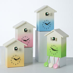 Horloge murale en plastique de style nordique, dégradé vert, en forme de maison, avec coucou et petit oiseau qui chante à l'<span class=keywords><strong>heure</strong></span> T62 - Product Image 4