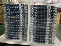 N9K-C93180YC-FX3 SFP 48 ports 1/10/25 Gbps et 6 ports QSFP 28 Gbps 40/100 Gbps N9K-C93180YC-EX N9K-C93180YC-FX