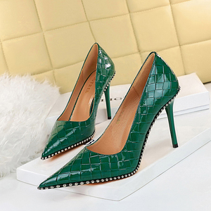 Sinya Offre Spéciale vert chaussures à talons hauts pour femmes <span class=keywords><strong>2022</strong></span> dernières chaussures de pompe pour dames de printemps - Product Image 1
