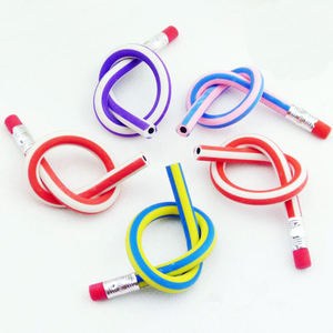 ปากกา18cm แปลกใหม่พับได้ยืดหยุ่นดินสอนุ่มอย่างต่อเนื่องพร้อมยาง - Product Image 1