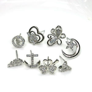 Boucles <span class=keywords><strong>d</strong></span>'oreilles minimalistes pour femmes, plaqués or 18k, bijou en cz pavé, lune, étoile, cœur, ancre feuille - Product Image 2