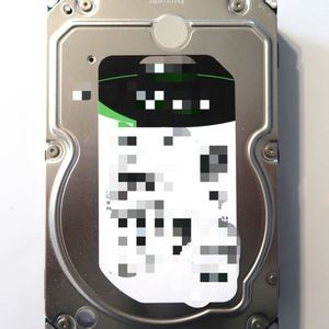 St4000nm0115 1yz107-004 Sn04 (zc15) Tk Tailandia 4tb 3,5 "Nuevo Original Listo Stock Automatización industrial Pac De - Product Image 1