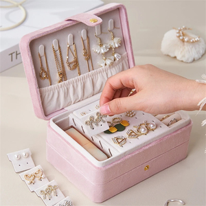 Caja Organizadora de Joyas de Terciopelo de Gran Capacidad, Portátil, de PU, para Viajes, Exhibición de Aretes, Collares y Anillos, Empaque Exquisito - Product Image 4