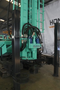 HR-350Y Hot <strong>Sale</strong> 350m Heavy Duty <strong>Track</strong> <strong>Mounted</strong> Deep Well <strong>Drilling</strong> <strong>Rig</strong> <strong>for</strong> All Terrains - Product Image 5