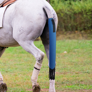 Horsetail Protective Cover 70x8cm Non Woven Fabric Green For Horse Care Four Seasons Use - Product Image 3