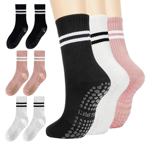 Calcetines Deportivos Antideslizantes de Algodón para Mujer, Marca Deportiva de Alta Calidad, Calcetines para Pilates, Modelo 2026-3 - Product Image 1