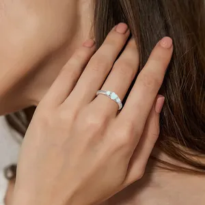 Anillo de ópalo en forma de corazón brillante clásico YILUN, anillos de promesa delicados de Plata de Ley 925 para mujer