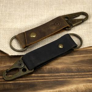 Llavero Personalizado de Cuero Genuino de Grano Completo, Estilo Vintage, <span class=keywords><strong>con</strong></span> Logotipo Grabado, Llavero de Cuero Genuino Premium y Duradero <span class=keywords><strong>con</strong></span> Gancho para Hombre - Product Image 4