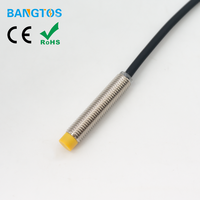 Capteur de proximité inductif M8, distance de détection 2 mm, 2 fils, CC NO, IP67, interrupteur de proximité miniature pour équipement d'automatisation compact