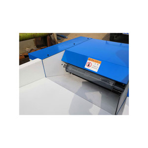 Machine à carder et à garnir les coussins en fibres de coton et polyester motorisée de haute qualité 220V/380V 1.5KW à vendre - Product Image 6