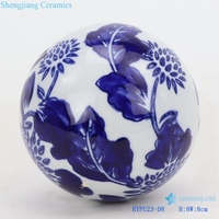 Boule suspendue de noël en porcelaine, boule flottante en céramique, bleue et blanche, faite à la main, RYPU23-D8