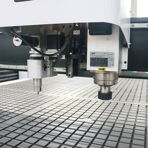 เครื่องเราเตอร์ <span class=keywords><strong>CNC</strong></span> พร้อมระบบกล้อง CCD 2040เราเตอร์ตัด <span class=keywords><strong>CNC</strong></span> แบบสั่นสำหรับบอร์ดโฟม KT ฯลฯ - Product Image 3