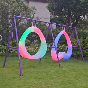 Novo Lançamento Conjunto de Cadeiras de Balanço em Forma de Coração com LED que Muda de Cor para Jardim ao Ar Livre Estilo Duplo de Balanço Coração de Plástico - Product Image 6