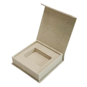 Custom 2mm Rigid Art Paper <b>Box</b> with Handle for Mailing Socks Candles Gifts Matte Finish Custom Paper <b>Box</b> - Product Image 4