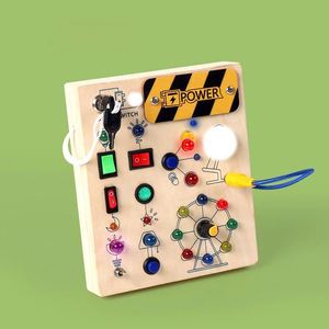 Tablero de Actividades Montessori con Luces LED |   Juguete Educativo para Niños |   Artesanía en Madera Segura y Duradera - Product Image 2
