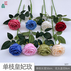 Roses artificielles en soie rouge, à trois têtes, à tige unique, pour décorations d'arche de mariage et arrangements de bienvenue d'hôtel - Product Image 4