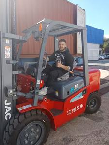 <span class=keywords><strong>Chariot</strong></span> élévateur JAC 3 tonnes CPCD30H avec pare-brise avant et arrière, fourche rotative, ajustement de déplacement latéral, ensemble de cinq vannes et tuyauterie - Product Image 2