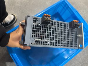 6SL32105HE170UF0 6SL3210-5HE17-0UF0 S210 เซอร์โวไดรฟ์ 7 กิโลวัตต์ 3 เฟส 380-480 โวลต์ คอนโทรลเลอร์ - Product Image 5