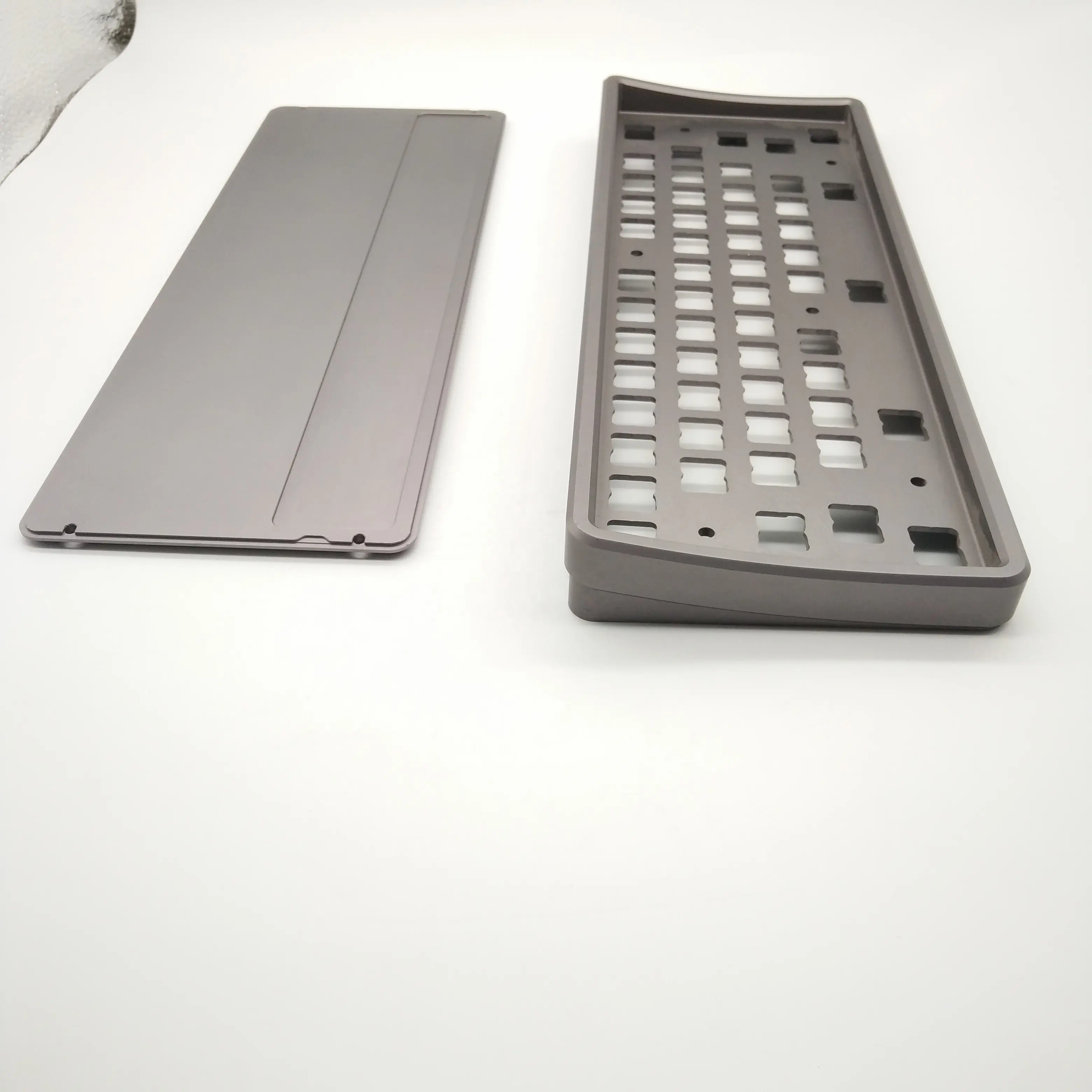 Customized CNC Machining Keyboard Case Aluminum Mechanical Keyboard Shell Parts for Tablet