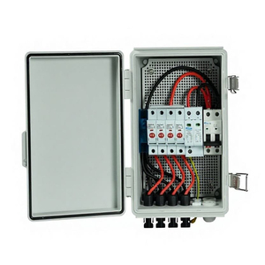 Caja Combinadora Fotovoltaica de CC con 8/12/6 Tomas y Protección Contra Fugas para Venta al por Mayor - Product Image 1
