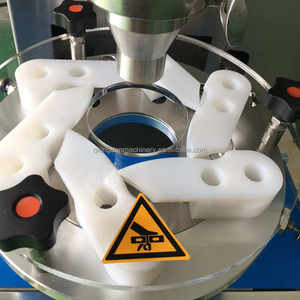 Máquina para Hacer Galletas Rellenas de Chocolate, Máquina para Formar Bolas de Galletas, Máquina para Encrustar Daifuku Mochi y Máquina para Formar Pastel de Plátano de Tokio - Product Image 4