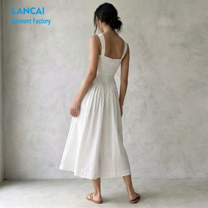 Abito Midi di Alta Qualità per Donna, in Misto Lino con Collo Quadrato e Arricciature, Vestito con Vita Plissettata Personalizzato OEM ODM - Product Image 3