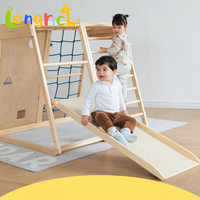 Ensemble d'escalade intérieur en bois pour enfants : Triangle, échelle, arche et toboggan combinés
