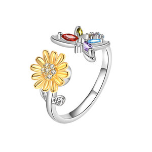 Anillo giratorio ajustable con diseño de girasol para mujer, chapado en oro, cobre, circonita colorida con corte marquesa, joyería de mariposa para la ansiedad - Product Image 1