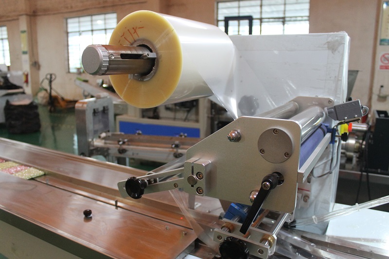 Машина для упаковки растительного мыла, цена