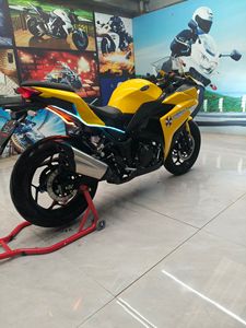 Motocyclettes d'occasion, style Yamaha R3, motos sportives 400cc, motos de course, haute performance, prix abordable - Product Image 6