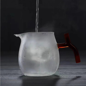 Théière en verre Xinyahong, haute résistance à la chaleur, en borosilicate transparent, pour la préparation du thé, avec poignée en bois - Product Image 4