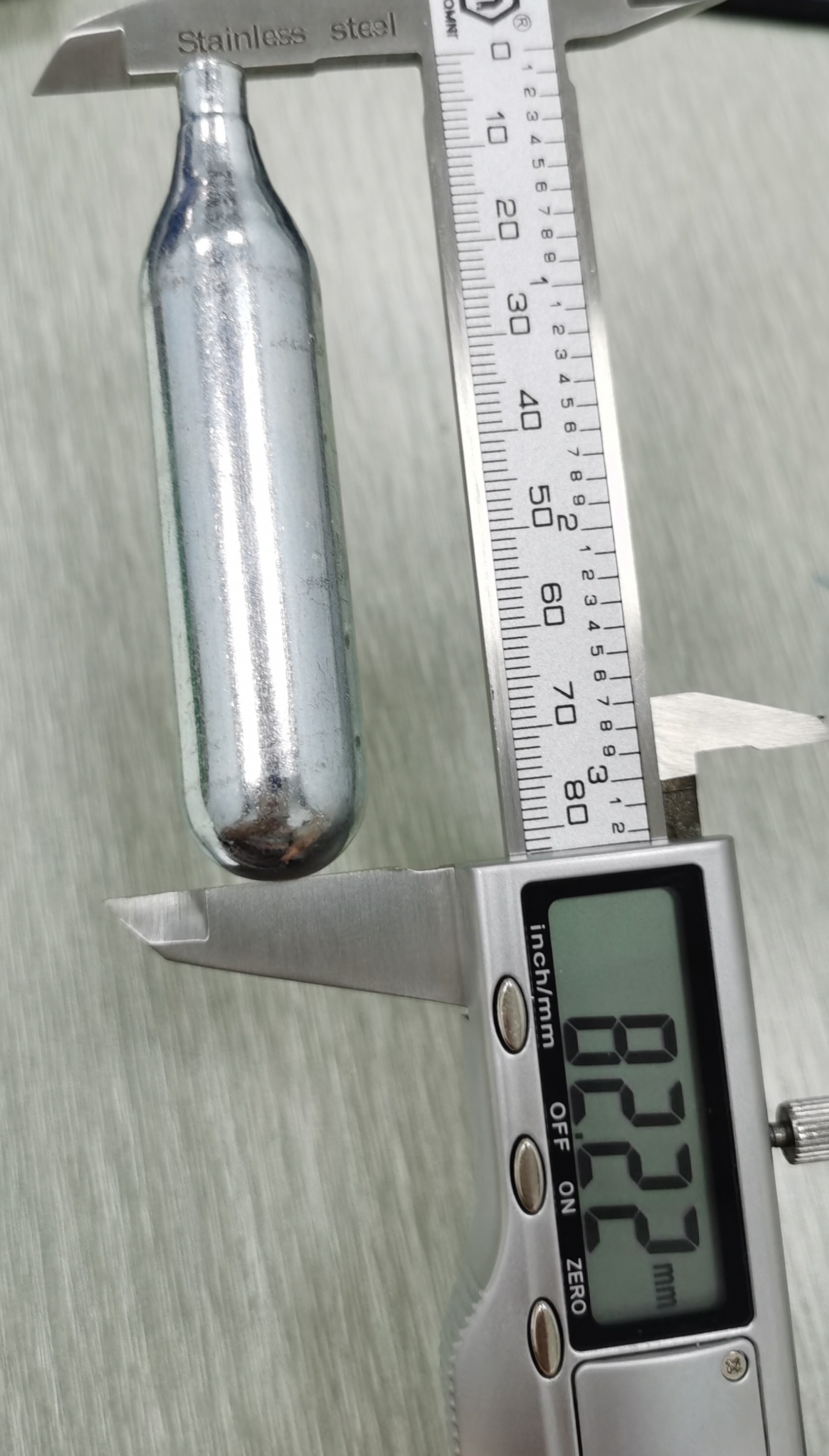 High Pressure 12g CO2 Cartridges for Outdoor Sports