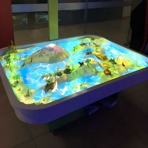 Équipement de projection interactive AR pour intérieur, jeux coulissants avec capteur infrarouge pour aire de jeux pour enfants, parc d'attractions, matériau PC - Product Image 1