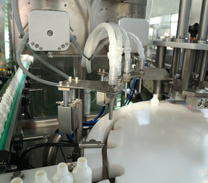 Máquina de llenado de aceite líquido, viales pequeños de plástico PET, monobloque, 5-100ml, fabricación China - Product Image 4