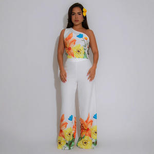 Elegante conjunto de dos piezas estampado de verano con hombros asimétricos y pantalón de pierna ancha, mono elástico estilo casual para mujer - Product Image 5