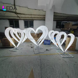 LEDA New Arrivals Arche de mariage lumineuse en forme de cœur avec éclairage LED pour la décoration d'événements - Product Image 6