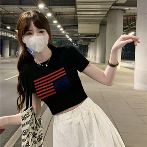 Nouveau T-shirt court tricoté rayé Spice Girls été 2024 pour femme, taille haute amincissante, polyvalent, style Ins - Product Image 4