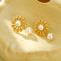 Boucles d'oreilles pendantes en forme de tournesol avec imitation perle, plaquées or, en acier inoxydable, style floral vintage, bijoux élégants pour femmes